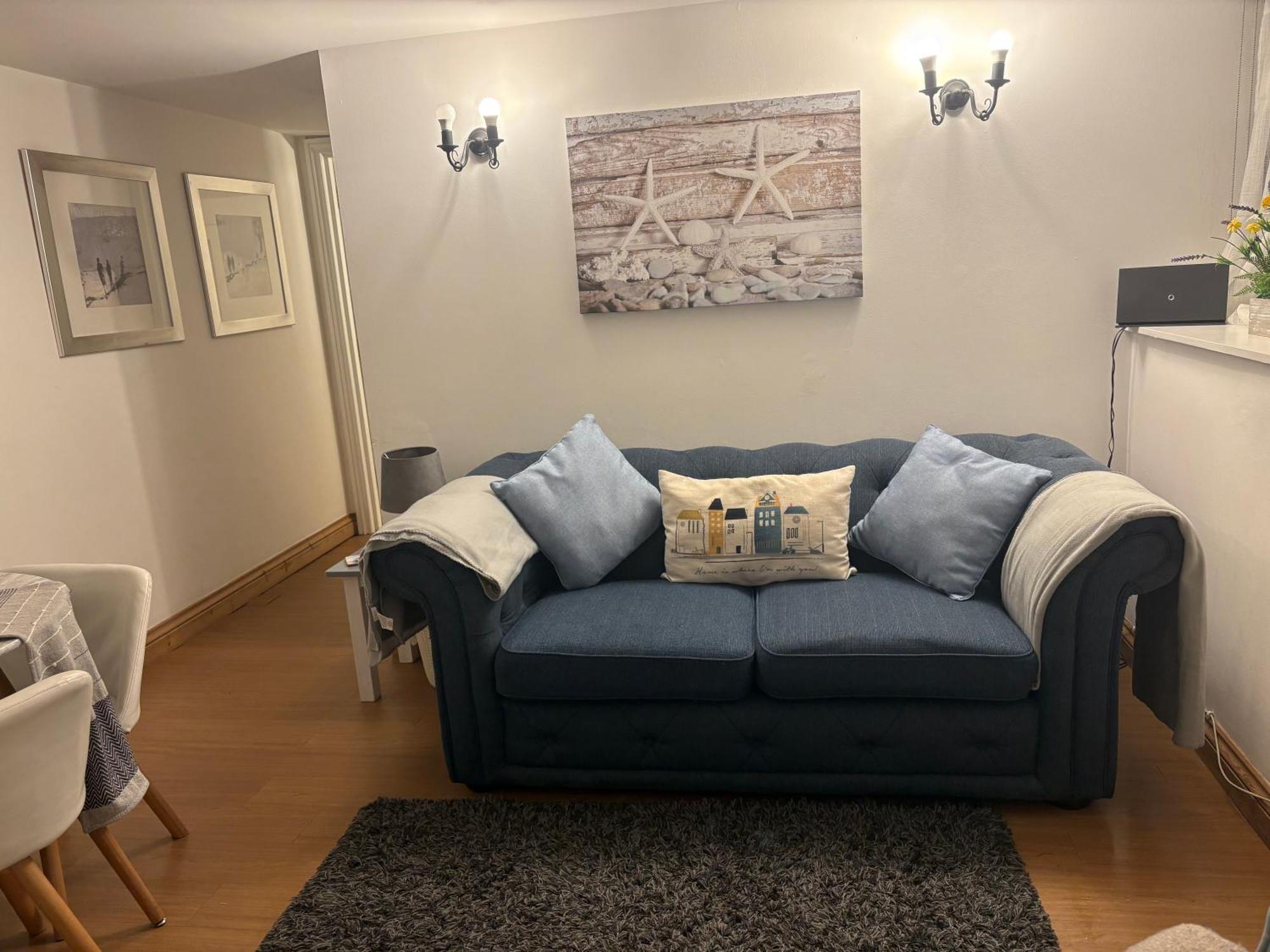 Seaton, Devon, Two Bed Apartment, Just Off The Sea Front. ภายนอก รูปภาพ